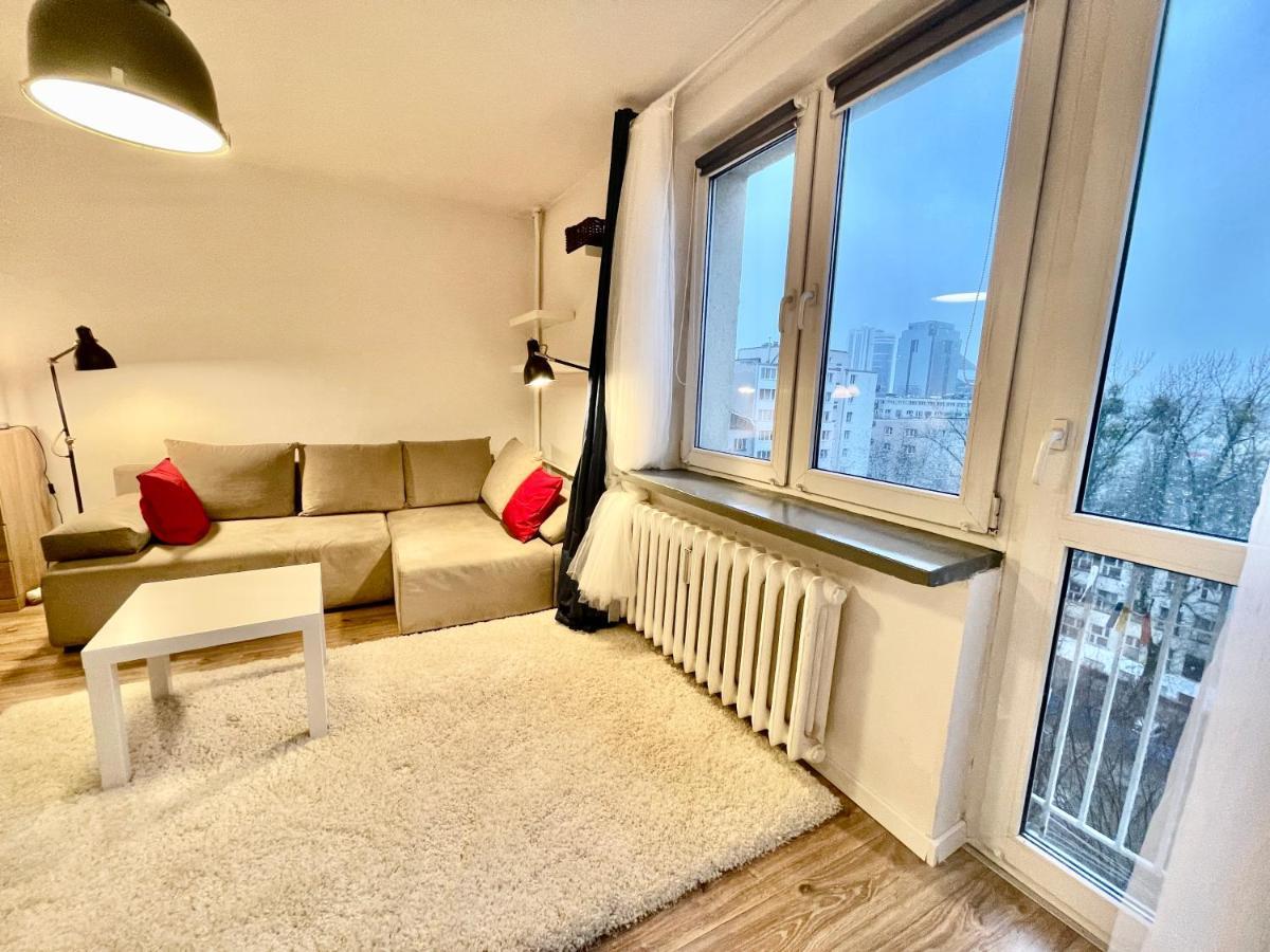 Holiday Metro Fast Wifi Tv'70 Netflix Hbo Appletv Varsovia Exterior foto