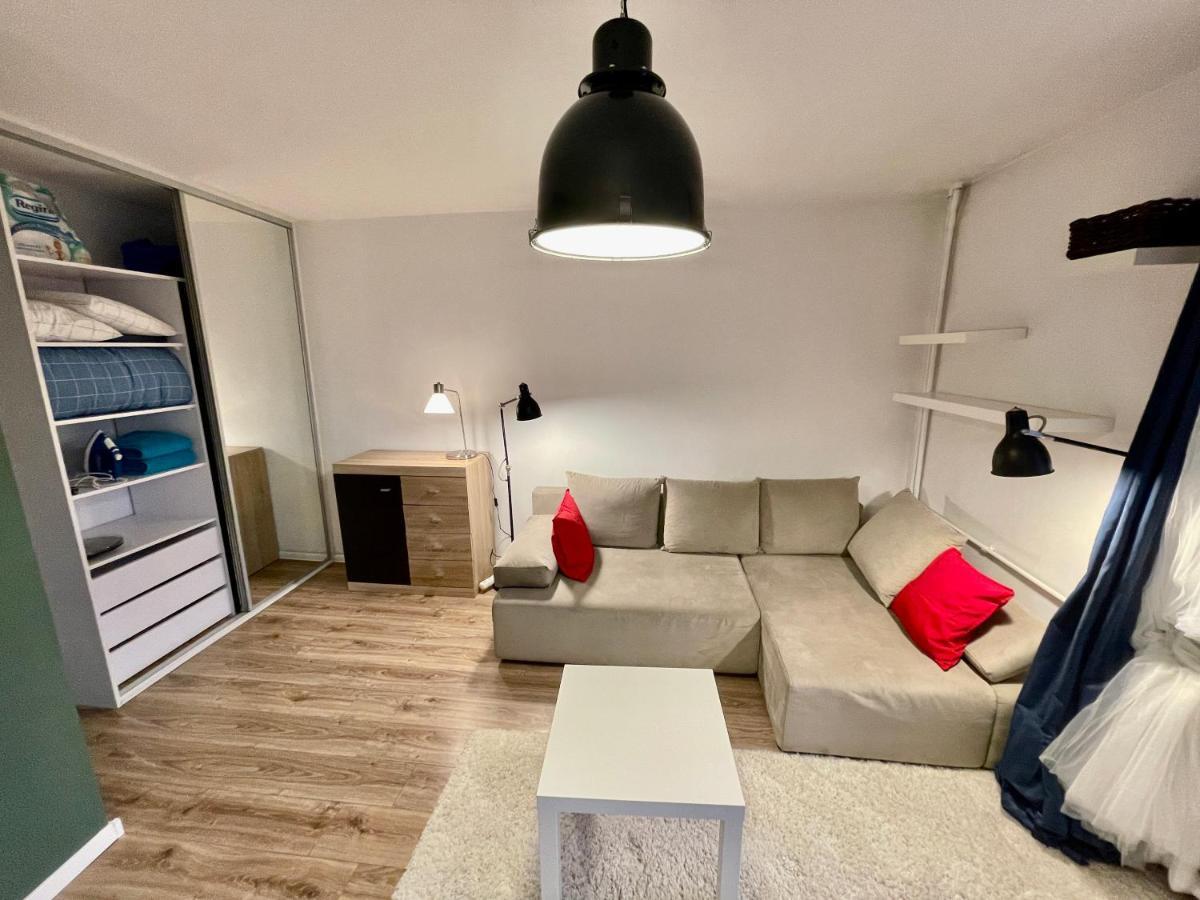 Holiday Metro Fast Wifi Tv'70 Netflix Hbo Appletv Varsovia Exterior foto